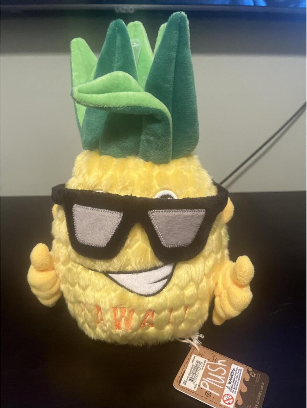 Hawaiian Aloha Pineapple Plush 11" Tall Yellow Laughing Sunglass Thumbs Up RARE!